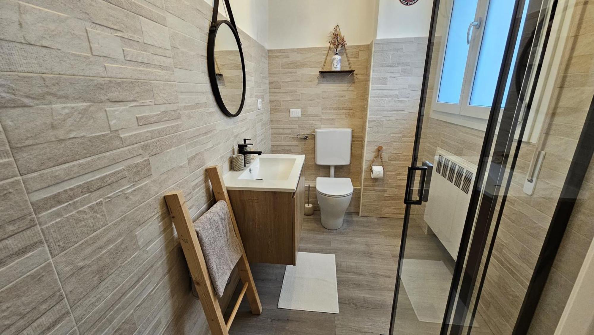 Wanderlust Rooms Bologna Fiera, Free Parking Экстерьер фото